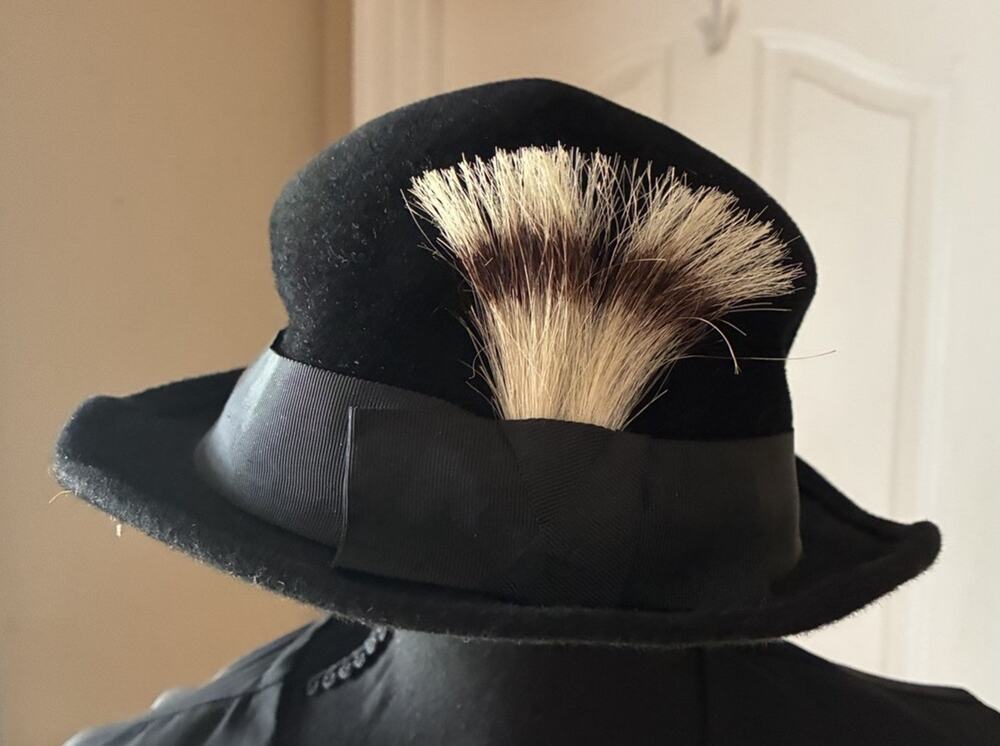 Vintage Frank Olive Woman’s Wool Black Hat Size Small